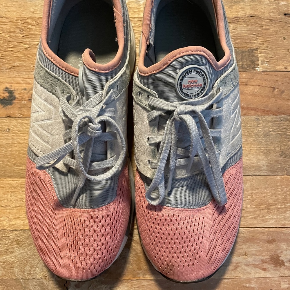New balance size 9 tennis shoes